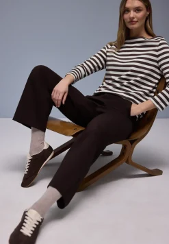 Gestreiftes Shirt