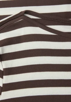 Gestreiftes Shirt