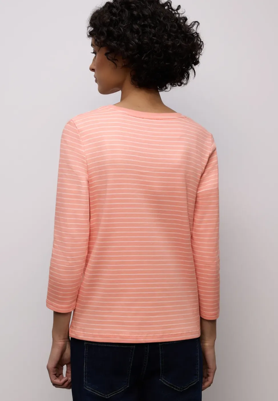 Gestreiftes Shirt