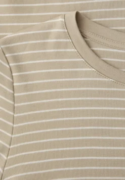 Gestreiftes Shirt