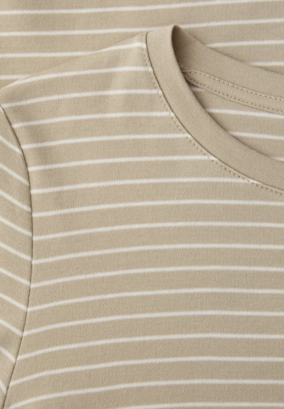 Gestreiftes Shirt
