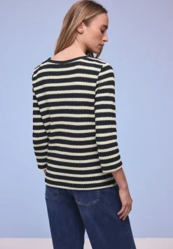 Gestreiftes Shirt