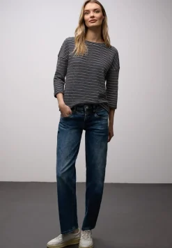 Gestreiftes Shirt