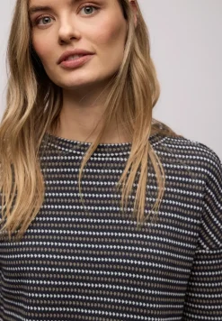 Gestreiftes Shirt