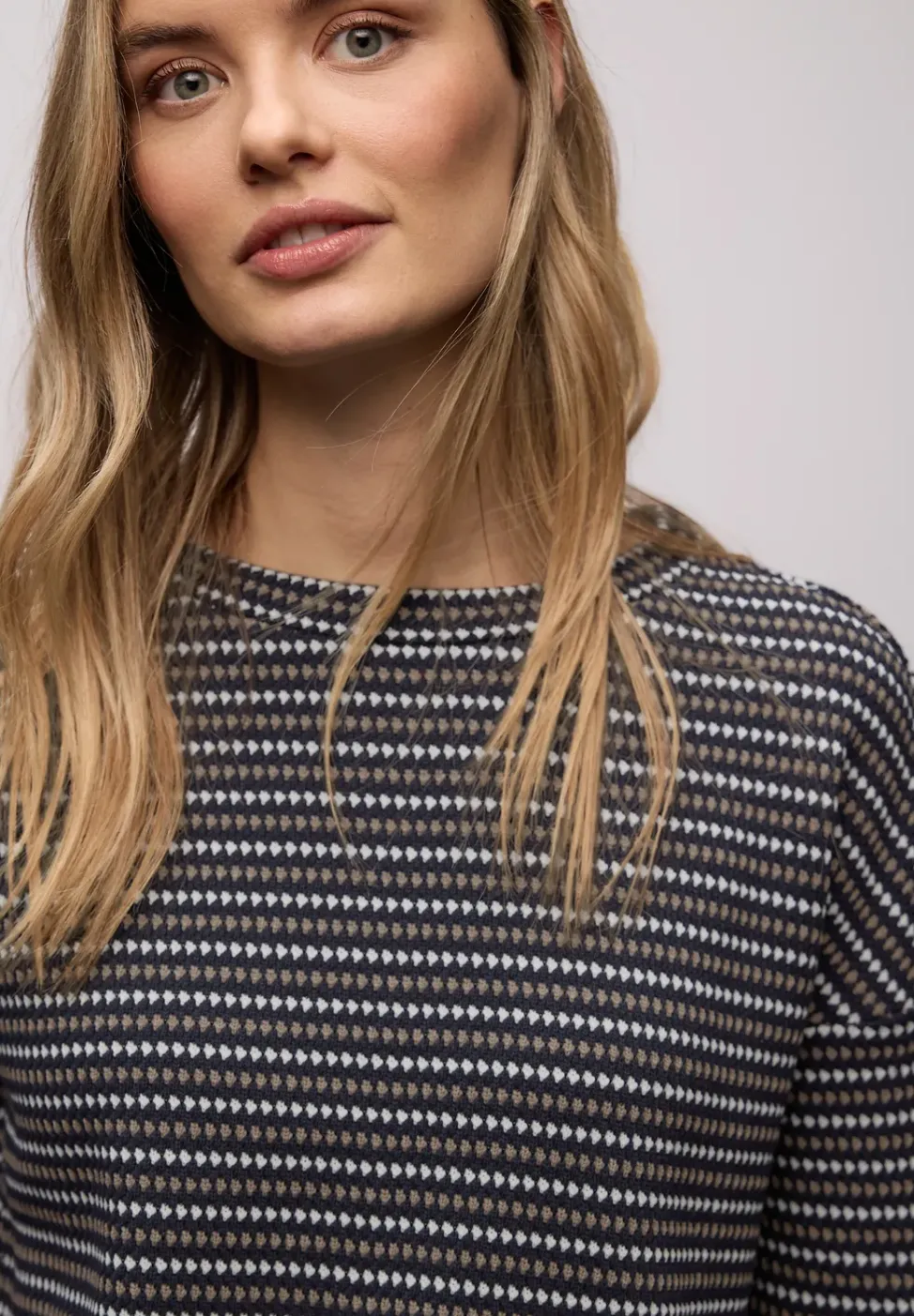 Gestreiftes Shirt