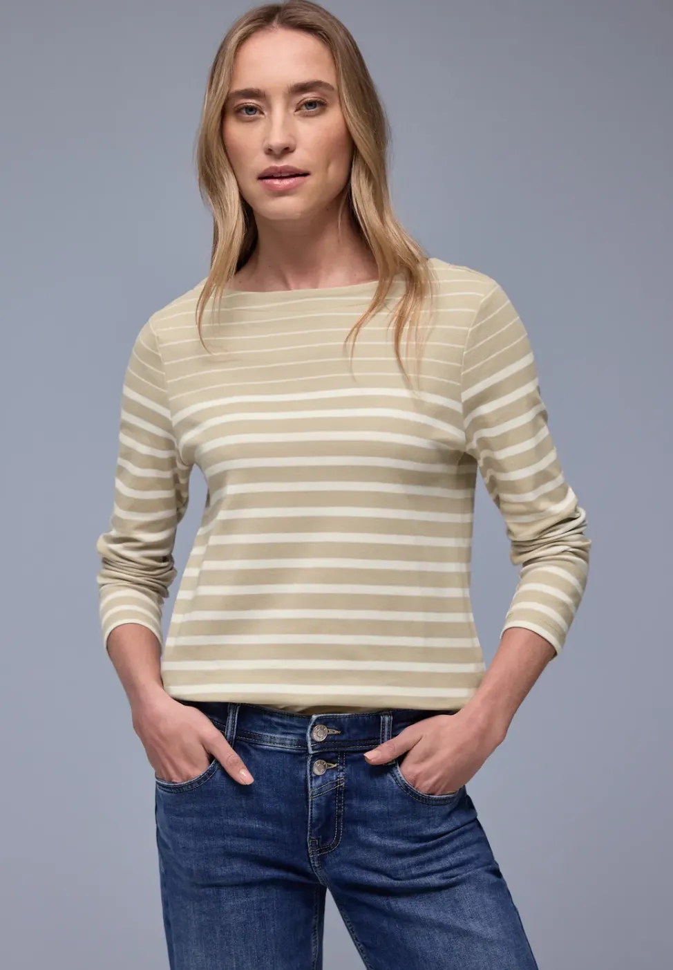 Gestreiftes Shirt