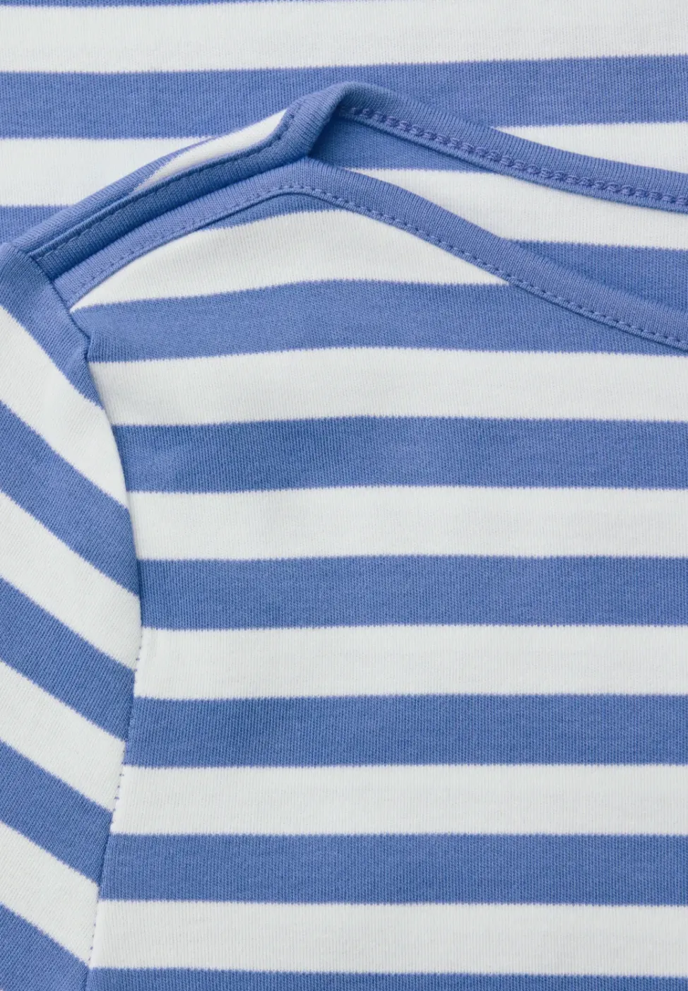 Gestreiftes Shirt