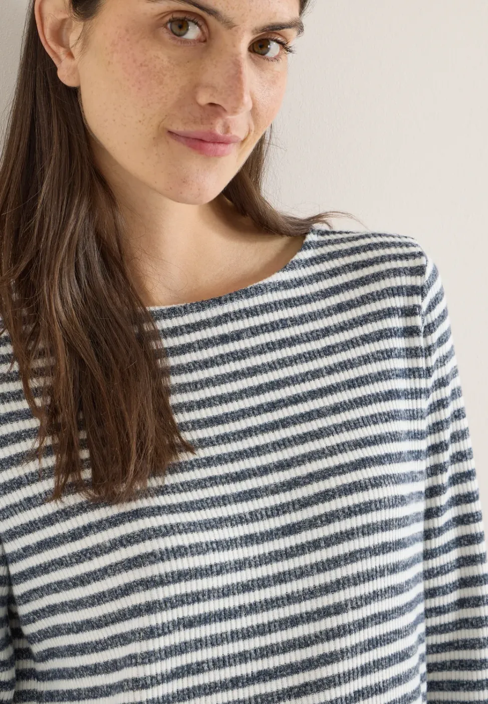 Gestreiftes Shirt