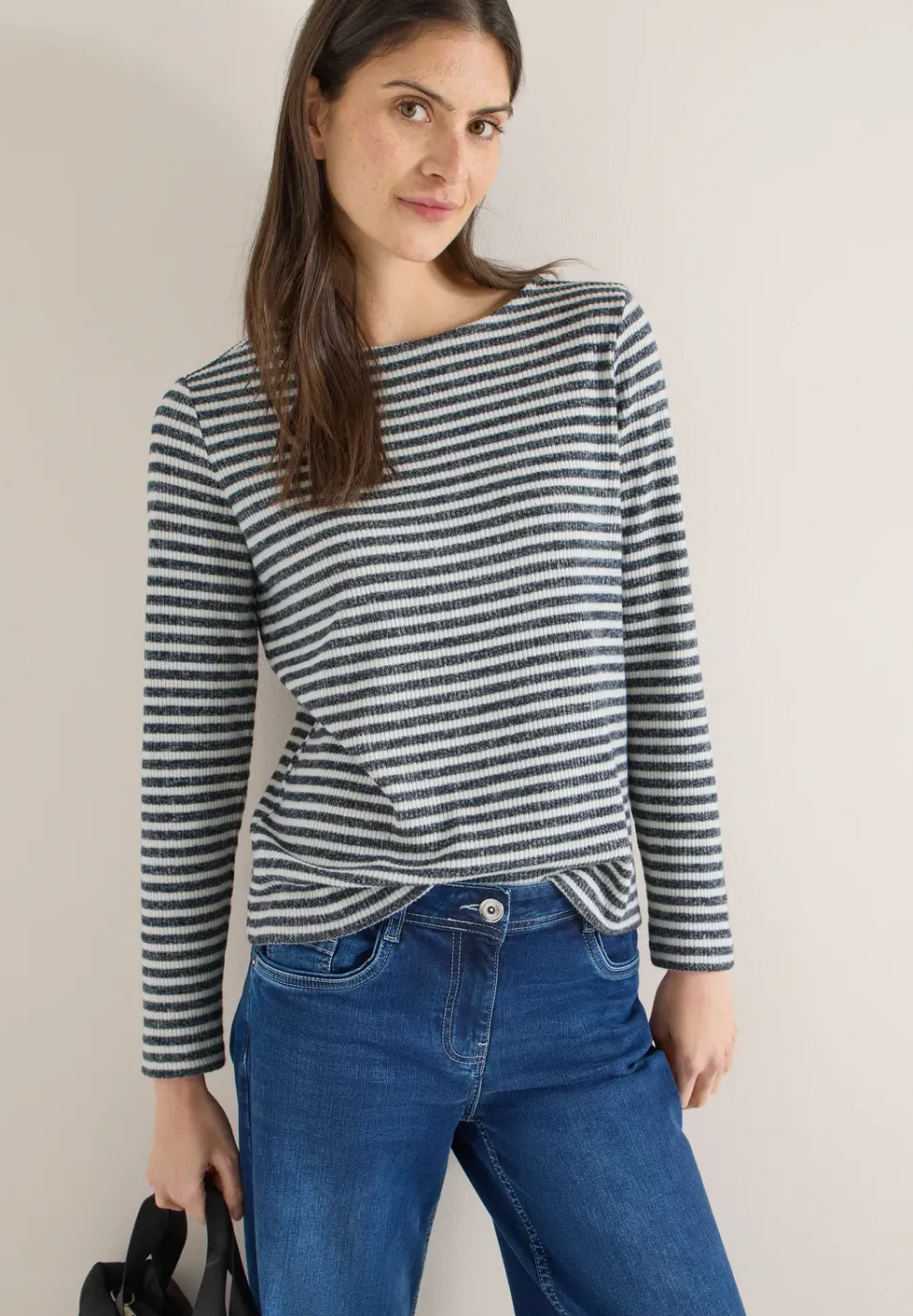 Gestreiftes Shirt