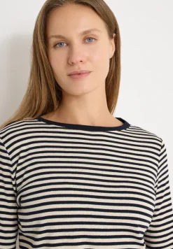 Gestreiftes Shirt