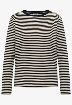 Gestreiftes Shirt