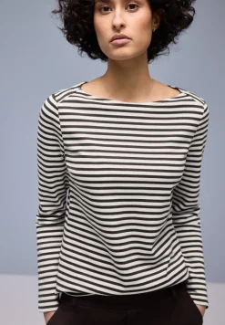 Gestreiftes Shirt
