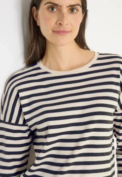 Gestreiftes Shirt