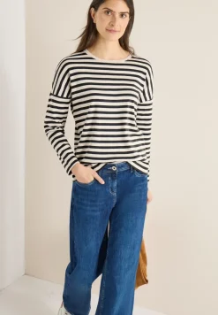 Gestreiftes Shirt