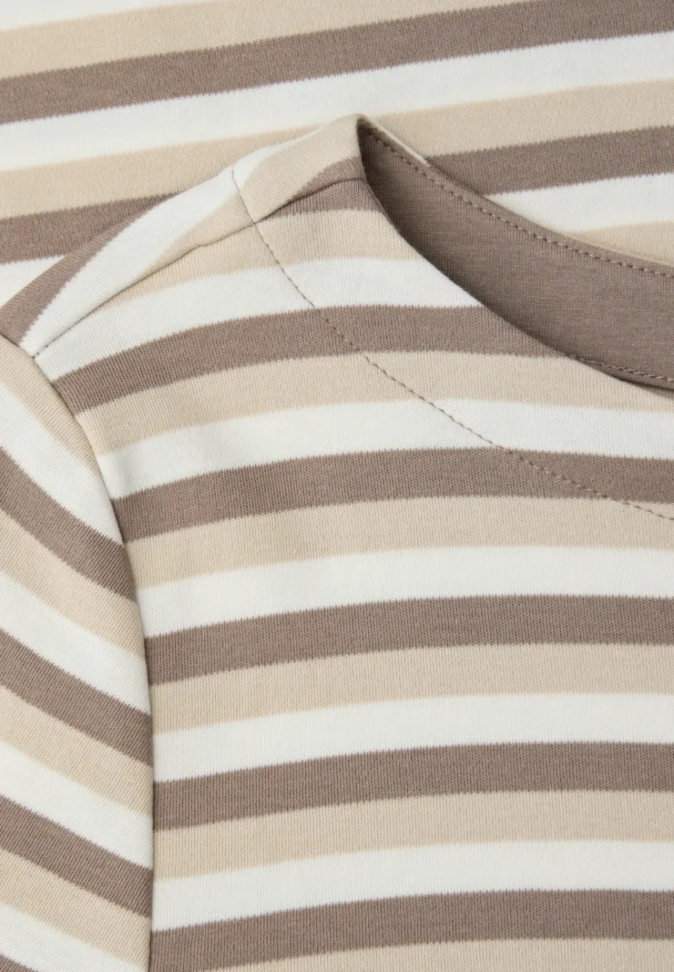 Gestreiftes Shirt