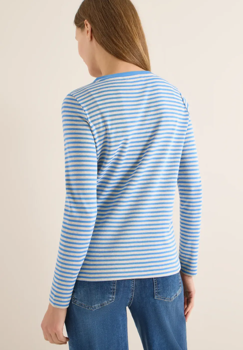 Gestreiftes Shirt