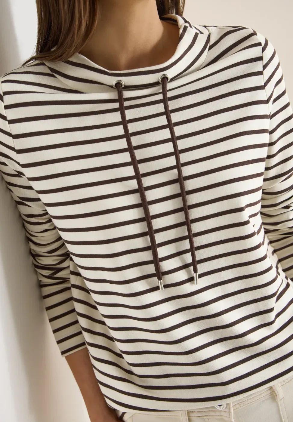 Gestreiftes Shirt