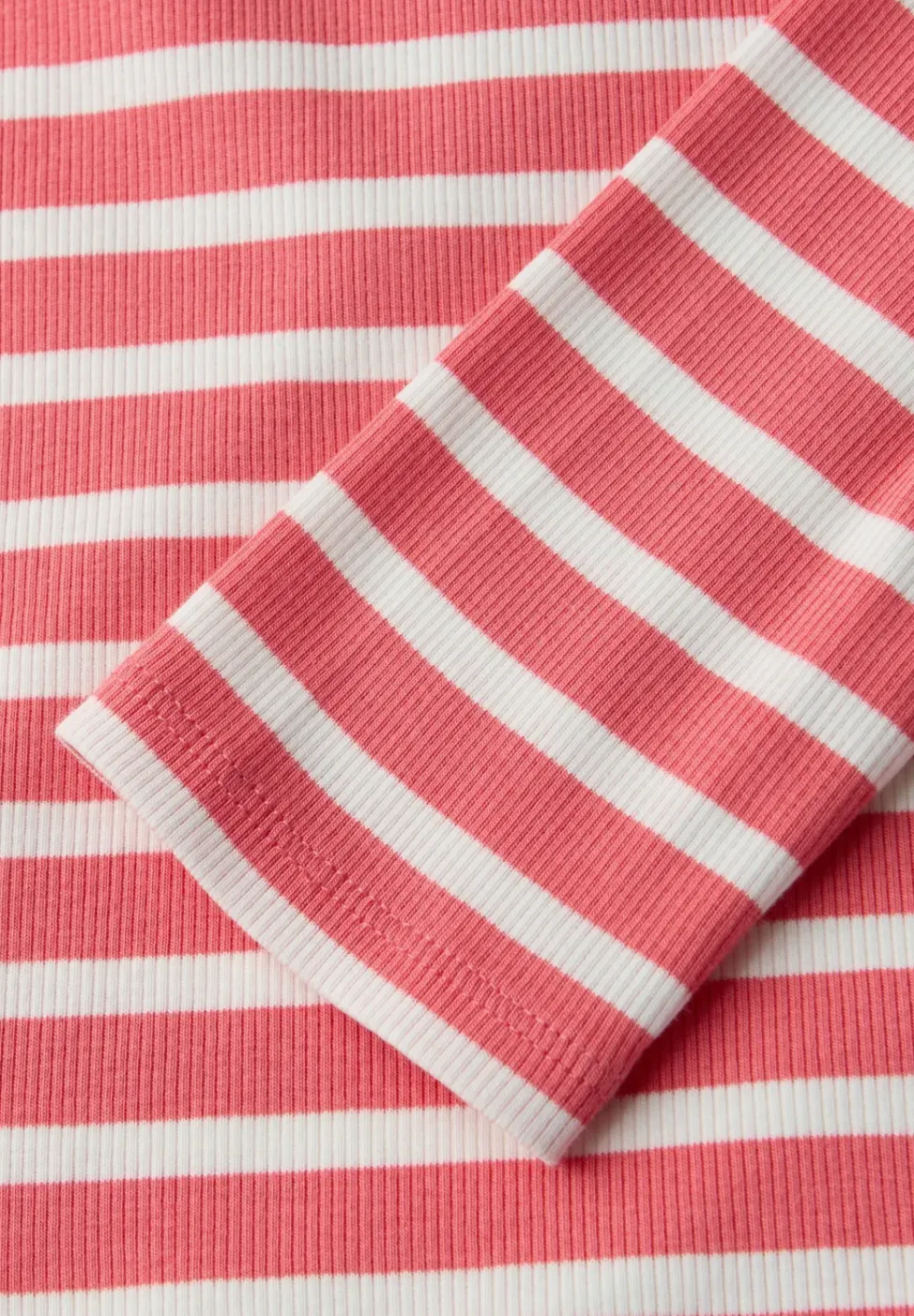 Gestreiftes Shirt