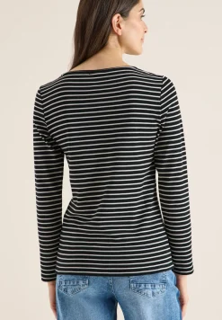 Gestreiftes Shirt