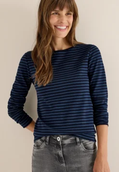 Gestreiftes Shirt