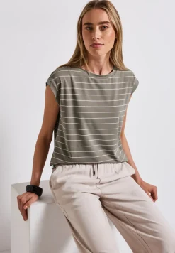 Gestreiftes Shirt