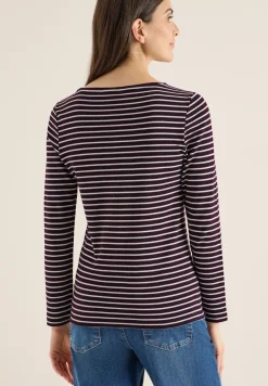 Gestreiftes Shirt