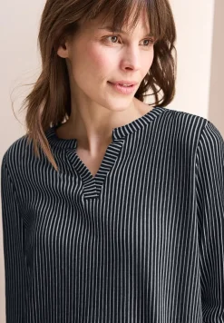 Gestreiftes Strukturshirt