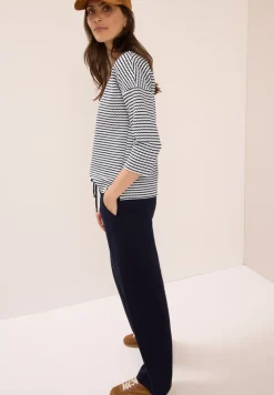 Gestreiftes Strukturshirt