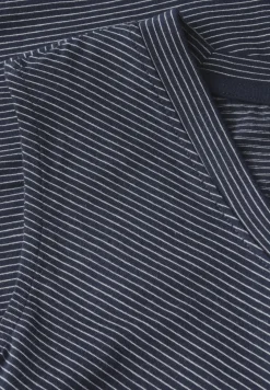 Gestreiftes Top