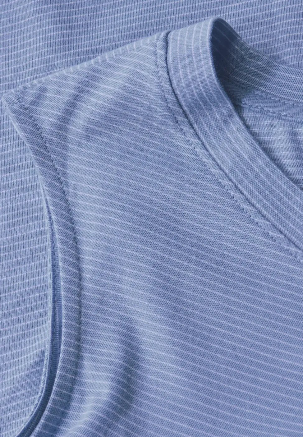 Gestreiftes Top