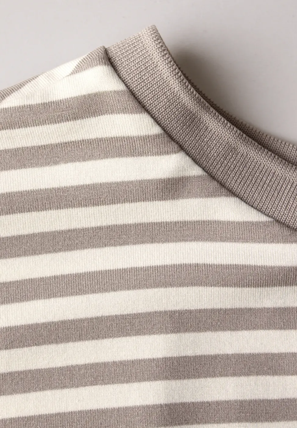Gestreiftes T-Shirt