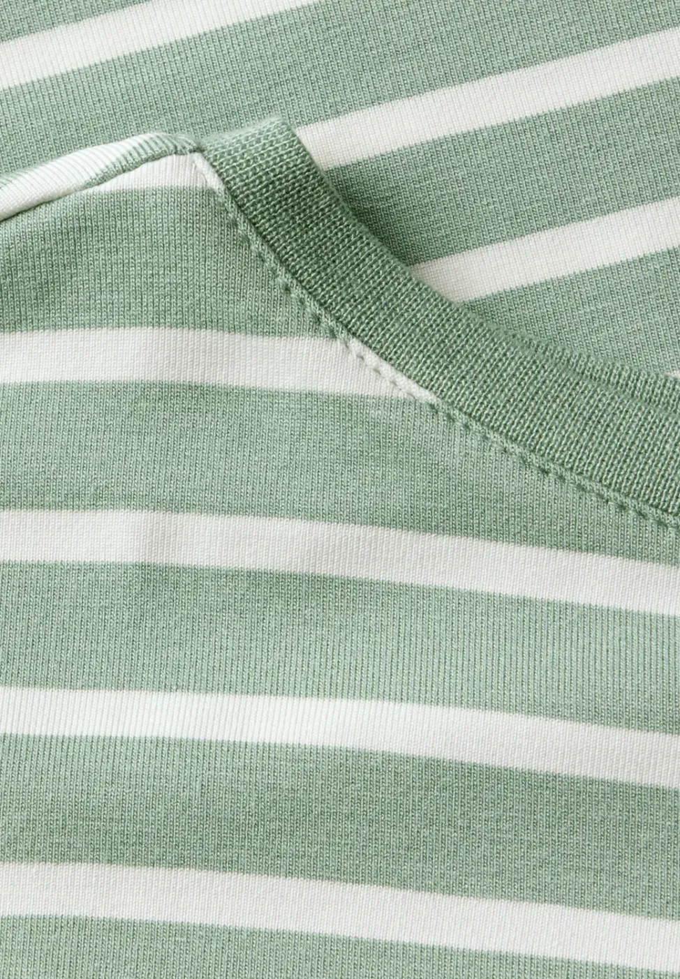 Gestreiftes T-Shirt