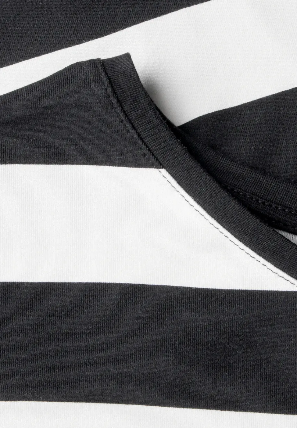 Gestreiftes T-Shirt