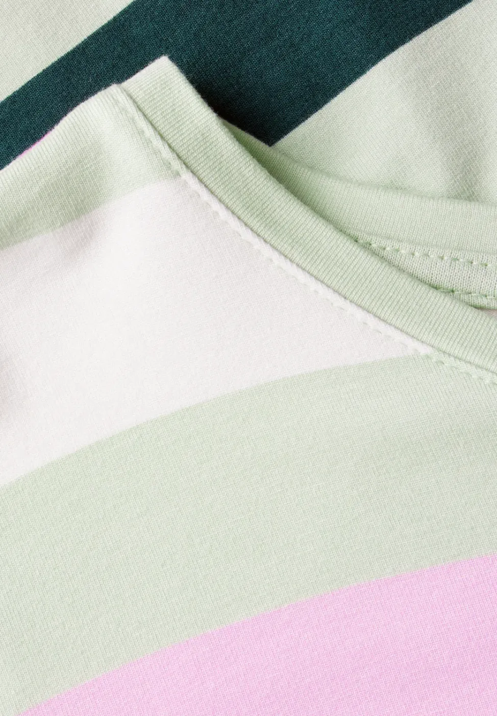 Gestreiftes T-Shirt
