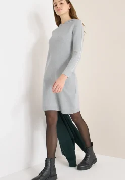 Glitzerkleid mit Kapuze
