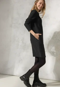 Glitzerndes Ottoman-Kleid