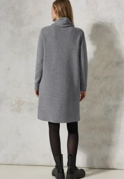 Glitzerndes Ottoman-Kleid