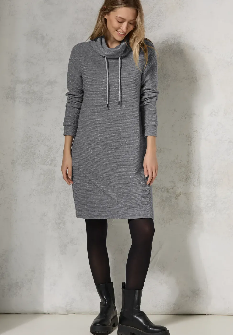 Glitzerndes Ottoman-Kleid