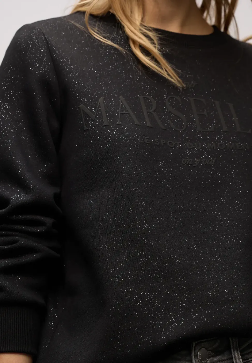 Glitzerndes Sweatshirt