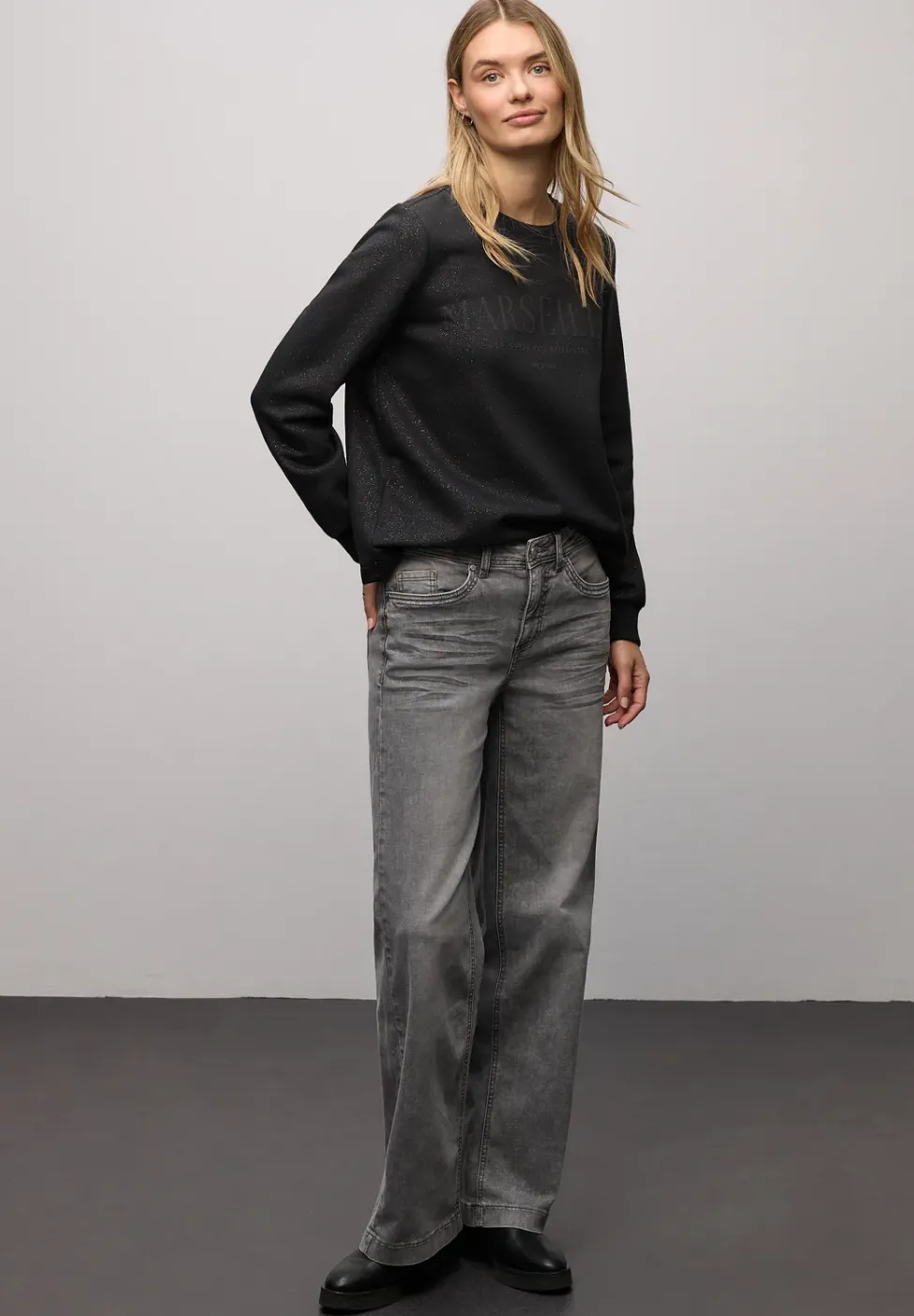 Glitzerndes Sweatshirt
