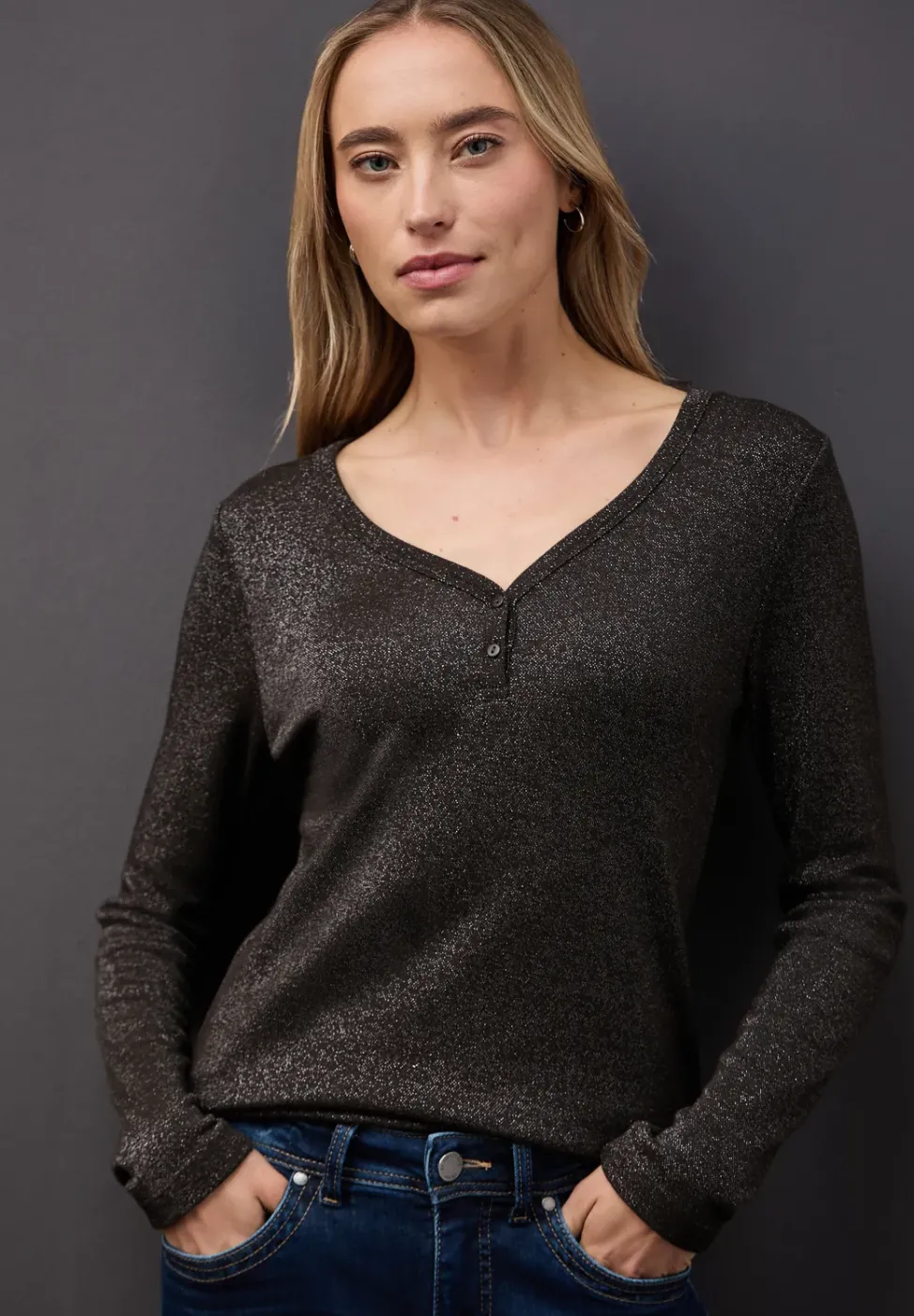 Glitzerndes Langarmshirt