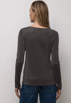 Glitzerndes Langarmshirt