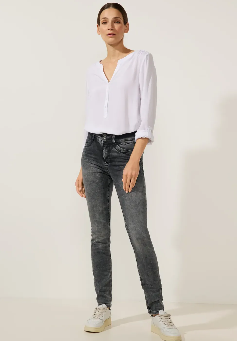 Graue Slim Fit Jeans