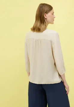 Hemdbluse mit Struktur