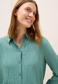 Hemdbluse mit Struktur