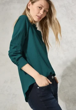 Hemdbluse mit Struktur
