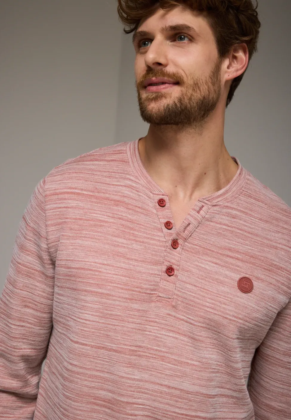 Henleyshirt im Melange-Look