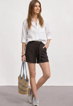 High Waist Shorts mit Gürtel