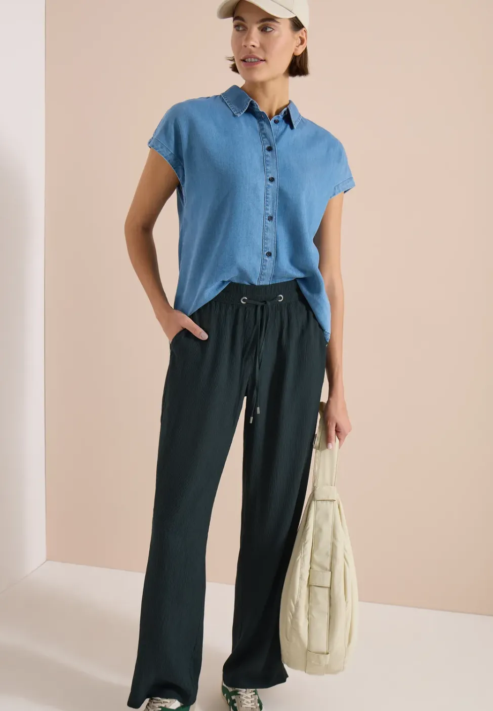 High Waist Straight Leg Hose im Loose Fit