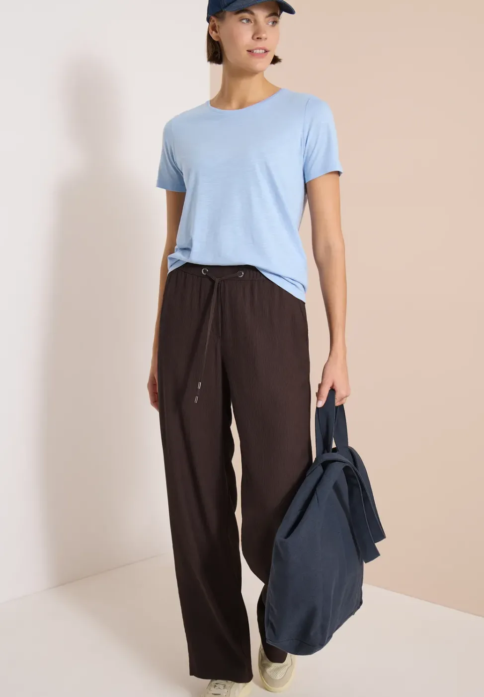 High Waist Straight Leg Hose im Loose Fit